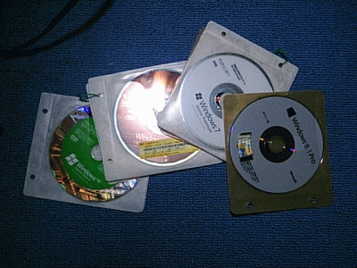 パソコン修理道具　OSディスク